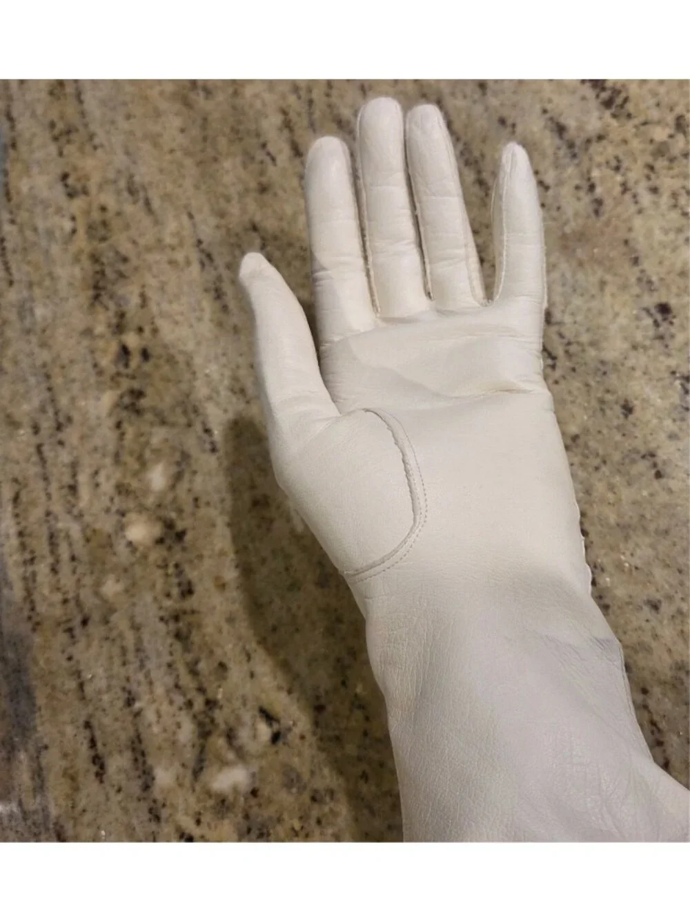 Vintage Womens Size S Off-White Leather Formal Gloves 10.5
